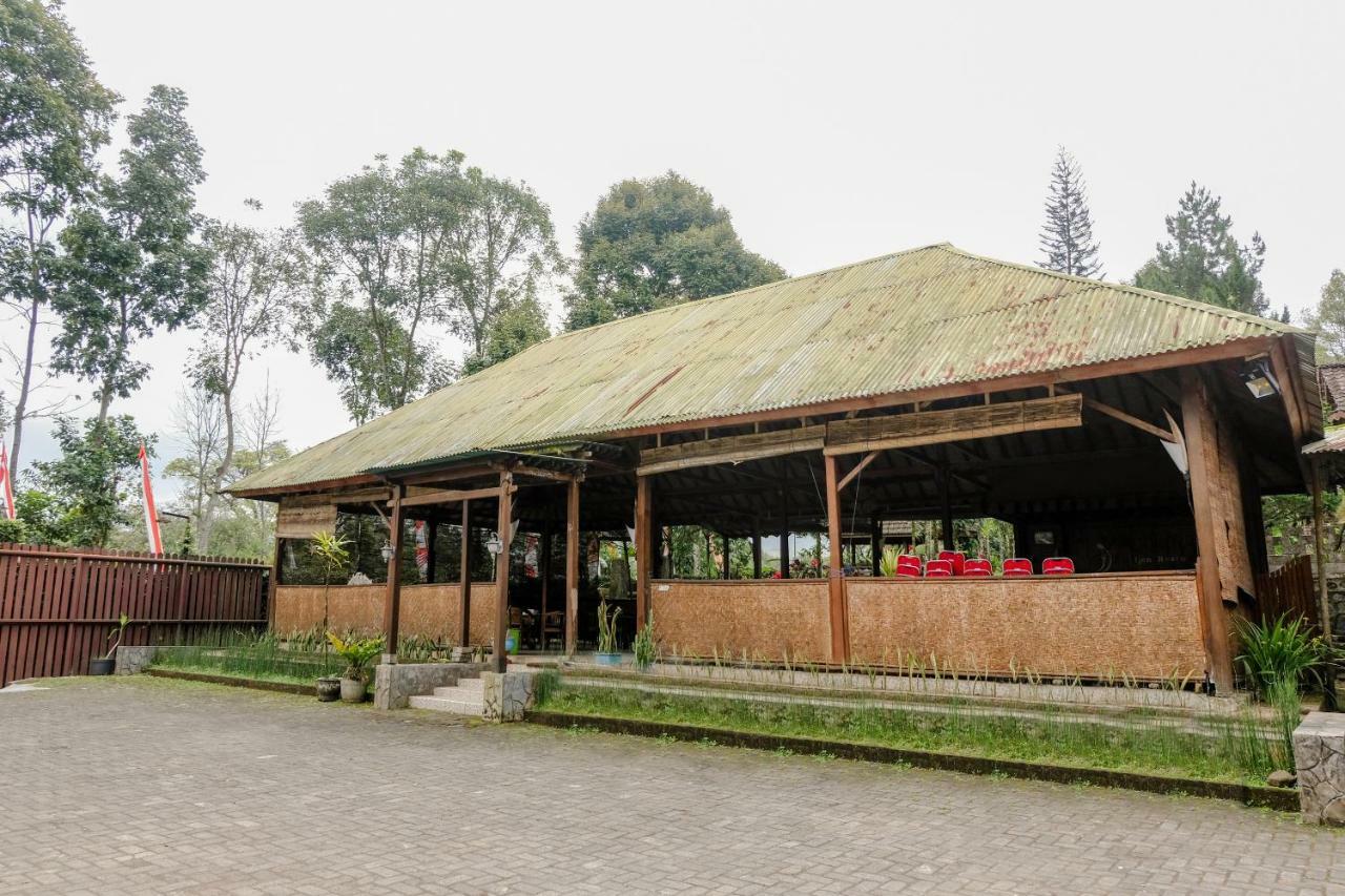Licin Oyo 1415 Ijen Residence מראה חיצוני תמונה