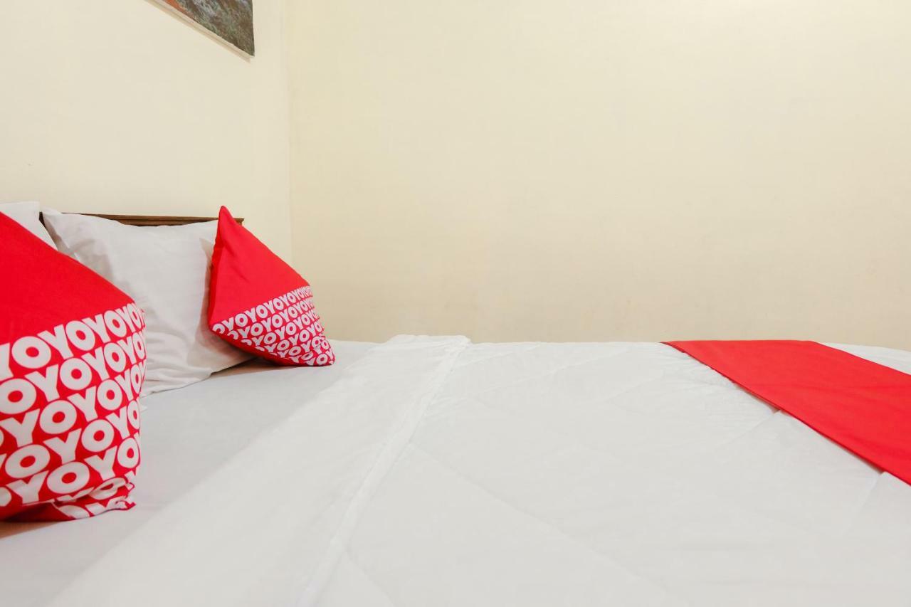Licin Oyo 1415 Ijen Residence מראה חיצוני תמונה
